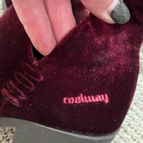 Coolway Heeled Booties, Size 36 (US 5) - Picture 4 of 5